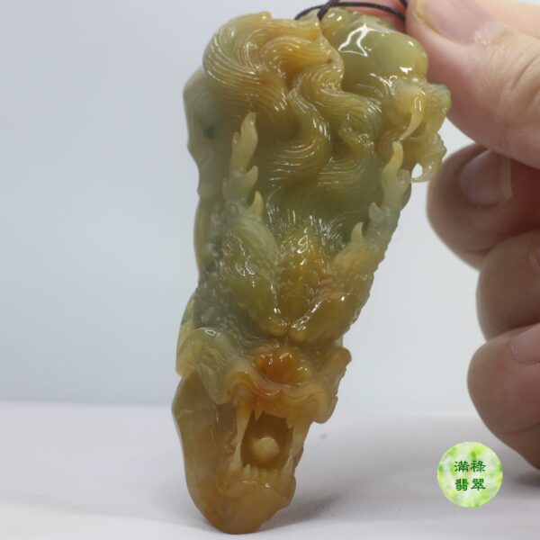 翡翠玉器立體精雕龍牌玉吊墜 中國神工獎作品 龍韻 - Image 7