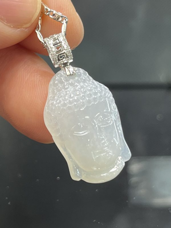 18k翡翠A貨玉器大日如來佛祖釋迦牟尼翡翠吊墜 在無形中給人一種禪意深遠的空靈  祥和而平靜 - Image 4