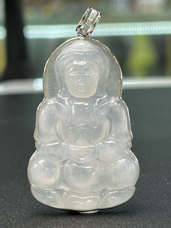 翡翠,玉,觀音,玉觀音,觀音菩薩,菩薩玉,玉器,翡翠A貨,玉吊墜,香港翡翠,翡翠介紹,翡翠價格,冰種翡翠,糯冰種翡翠,翡翠飾品,翡翠鑑定證,翡翠玉石,翠色,天然翡翠,玉石,緬甸翡翠,翡翠觀音,翡翠吊墜,