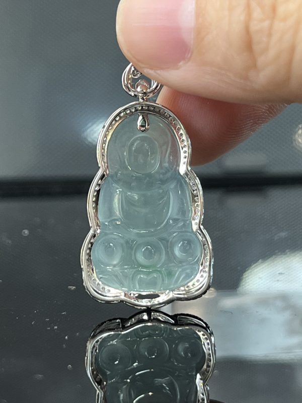 18k翡翠A貨玉器觀音菩薩翡翠吊墜以美鑽圍鑲 絕美種水 通透感十足 頓時佛光四射 - Image 8