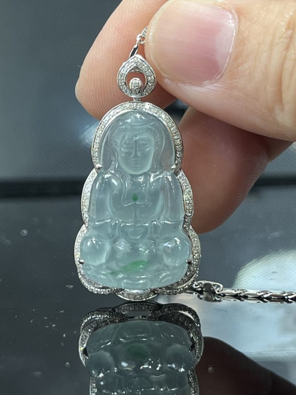 18k翡翠A貨玉器觀音菩薩翡翠吊墜以美鑽圍鑲 絕美種水 通透感十足 頓時佛光四射 - Image 7