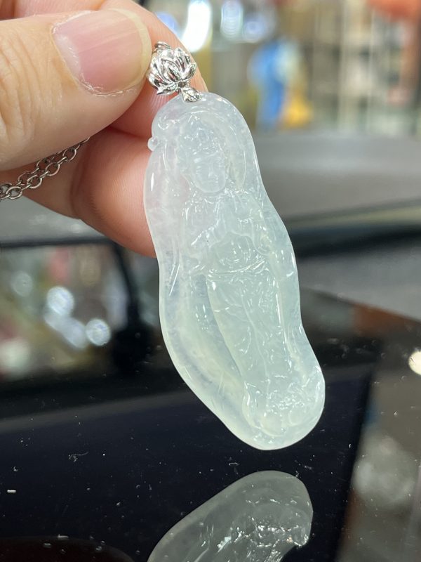 18k翡翠A貨玉器觀音菩薩翡翠吊墜低頭看見觀音那慈悲的微笑 我們片刻間的內心澄明 - Image 8