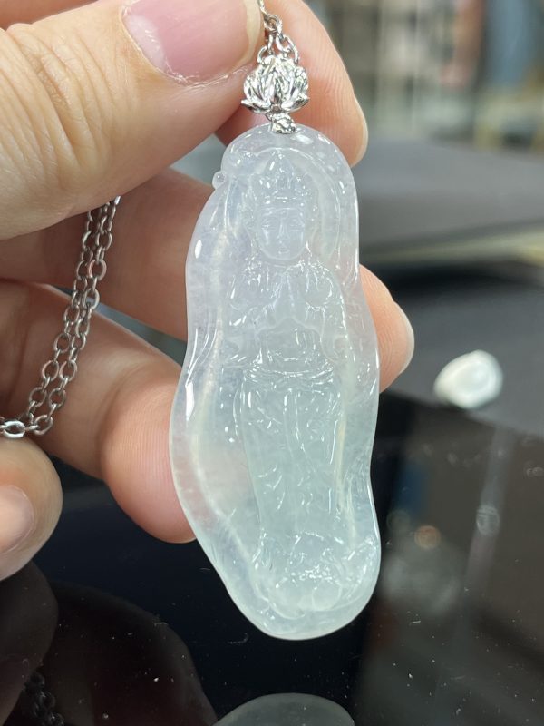 18k翡翠A貨玉器觀音菩薩翡翠吊墜低頭看見觀音那慈悲的微笑 我們片刻間的內心澄明 - Image 7