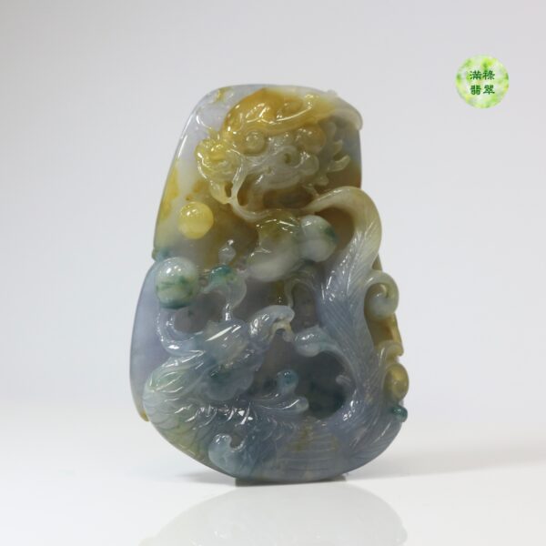 翡翠A貨玉器三彩龍牌翡翠吊墜 三種顏色使其更加明艷靚麗 龍鳳配 美好和諧 寓意福祿吉慶 - Image 4