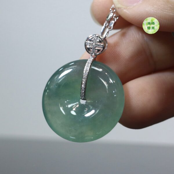 18k翡翠A貨玉器平安扣玉扣翡翠吊墜 古人會用「花好月圓」來祝福生活美滿 也用內外皆圓的平安扣來承載「平安」 - Image 11
