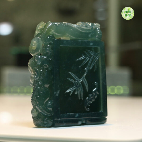 翡翠A貨玉器一路平安翡翠吊墜 作品獲十四屆中國神工獎優秀獎 鏤空構圖優美 做工極緻 - Image 5