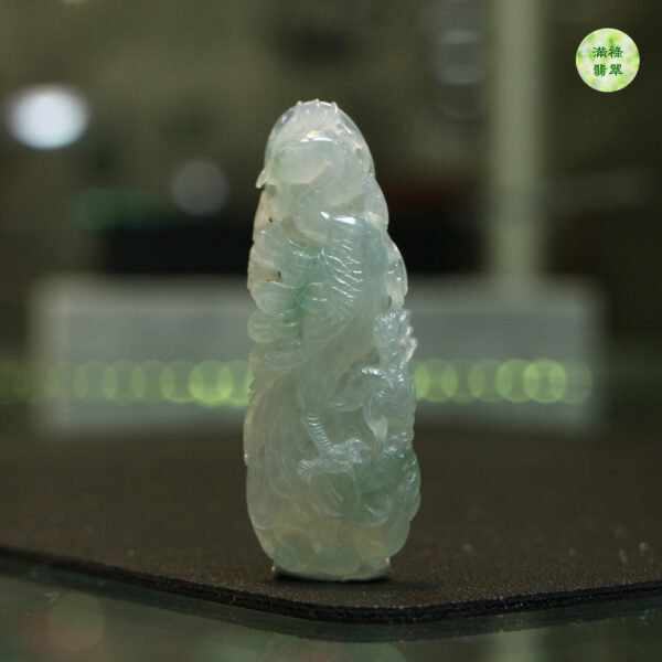 翡翠A貨玉器鳳凰翡翠吊墜 鳳凰是我國古代傳說中的神鳥寓意生生不息 薪火相傳 子孫滿堂 勇敢堅強