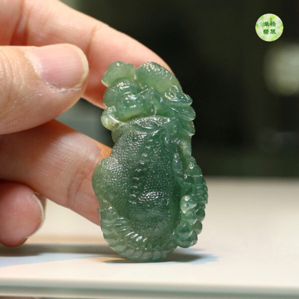 翡翠A貨玉器五毒翡翠吊墜 民間傳說 將翡翠飾品雕刻成五毒的圖案 用於辟邪 - Image 6