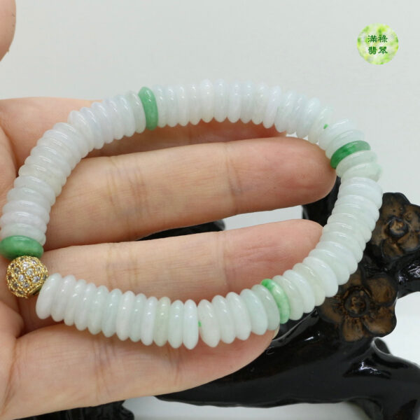 翡翠A貨玉器平安扣手串手牌 很多平安扣組成的簡單手串 卻又有著不簡單的寓意 - Image 5