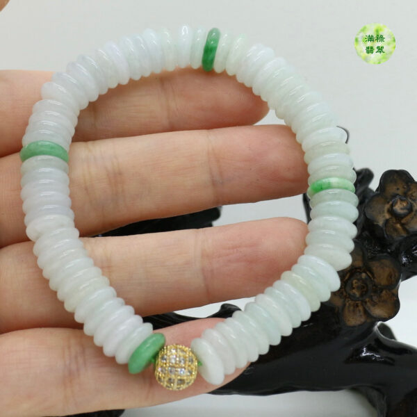 翡翠A貨玉器平安扣手串手牌 很多平安扣組成的簡單手串 卻又有著不簡單的寓意 - Image 4