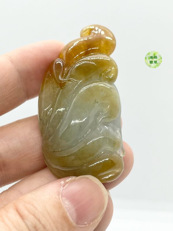 翡翠A貨玉器九尾狐翡翠吊墜 黃翡的部分設計成九條尾巴 寓意能夠吸引異性的好感 - Image 6
