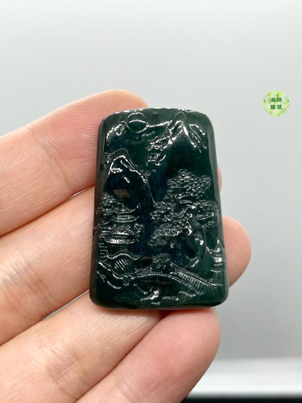 翡翠A貨玉器藍水山水牌翡翠吊墜 打燈清透藍綠色 山清水秀 精美富有意境 - Image 7