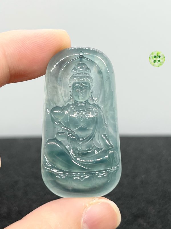 翡翠A貨玉器玉藍水玉觀音菩薩翡翠吊墜 翡翠的顏色是個無盡的謎 質料種老起膠 質地純淨 - Image 7