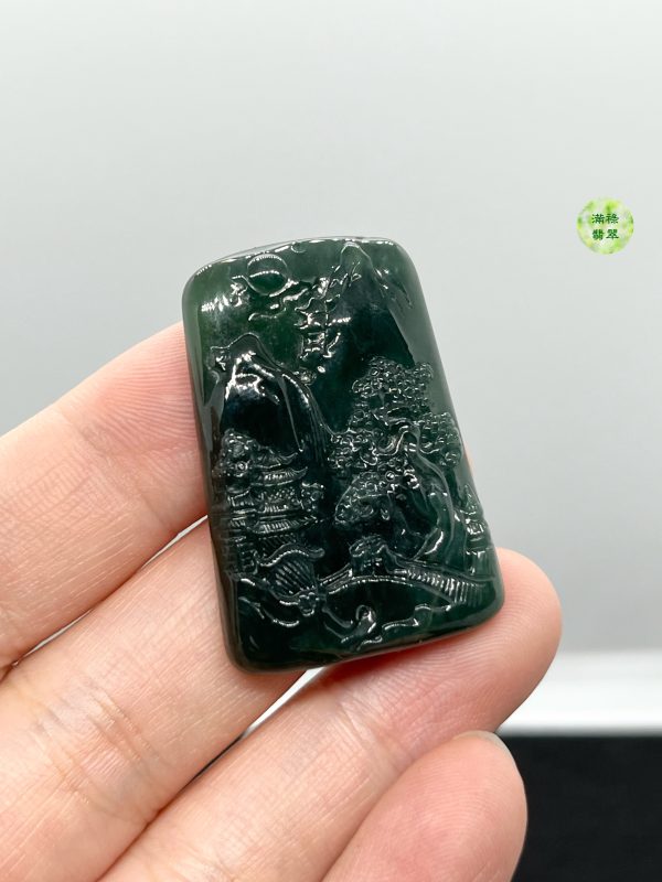 翡翠A貨玉器藍水山水牌翡翠吊墜 打燈清透藍綠色 山清水秀 精美富有意境 - Image 4