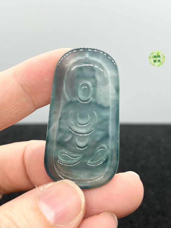 翡翠A貨玉器玉藍水玉觀音菩薩翡翠吊墜 翡翠的顏色是個無盡的謎 質料種老起膠 質地純淨 - Image 5