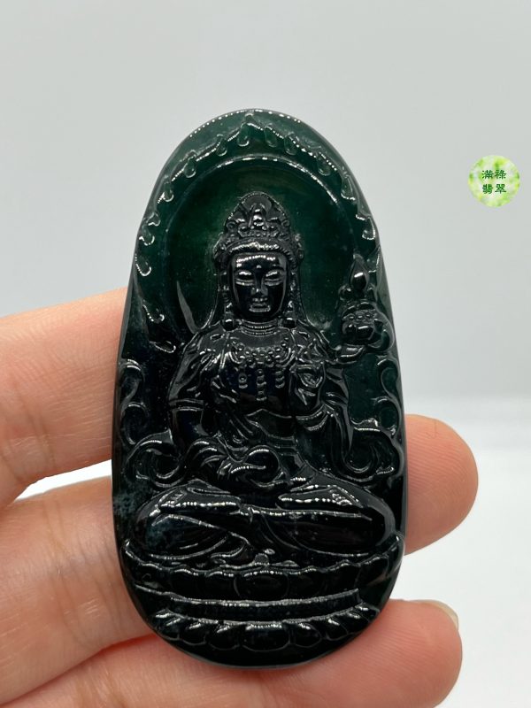 翡翠A貨玉器玉墨翠玉觀音翡翠吊墜 含蓄內斂又略帶威嚴 乃真正的雅士也