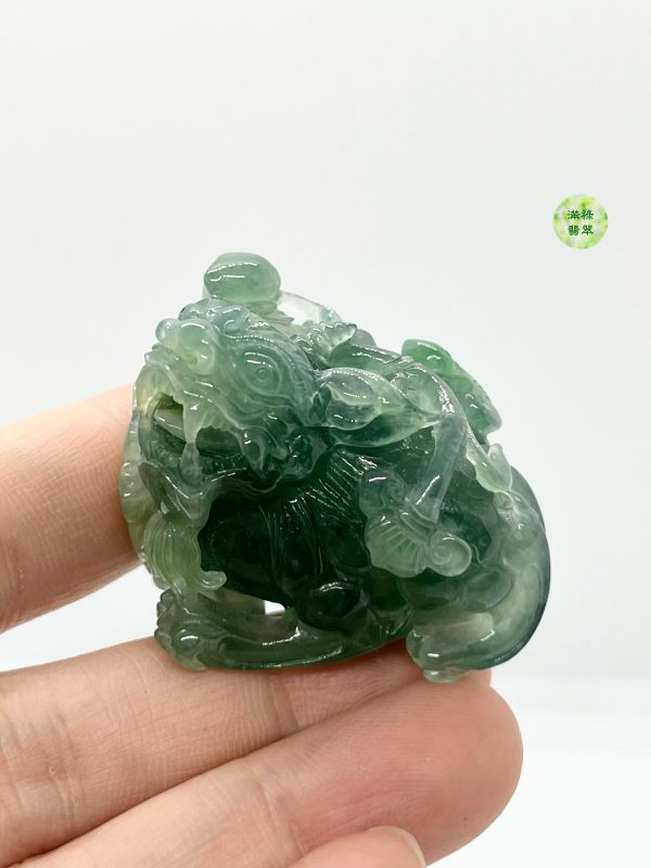 翡翠A貨玉器玉招財貔貅翡翠吊墜 五黃是極其可怕的殺星 但是貔貅可以化解它的兇性