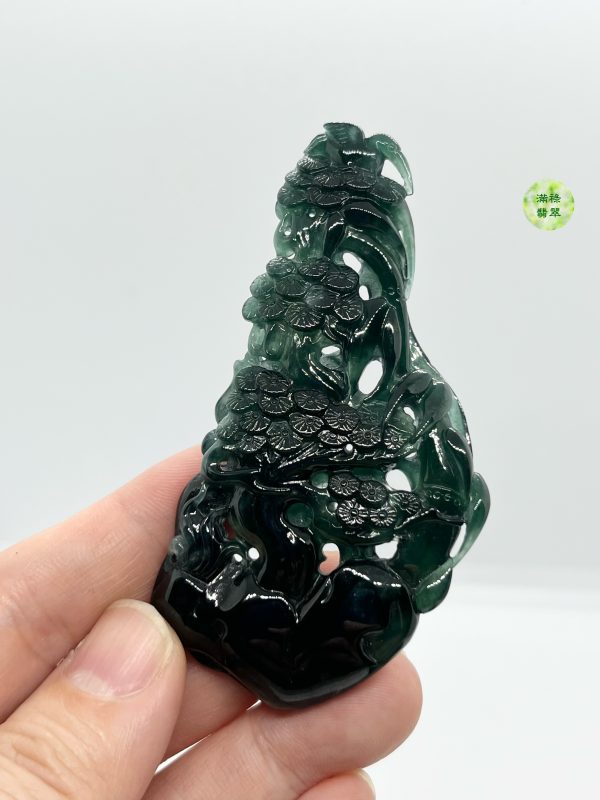 翡翠A貨玉器墨翠松樹翡翠吊墜  墨翠上身非常有韻味的一款牌子 - Image 2