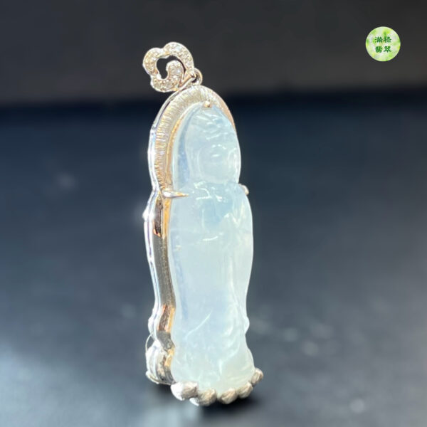 18k翡翠A貨玉器觀音菩薩翡翠吊墜 站立的觀音時象徵立刻去救度眾生 - Image 6