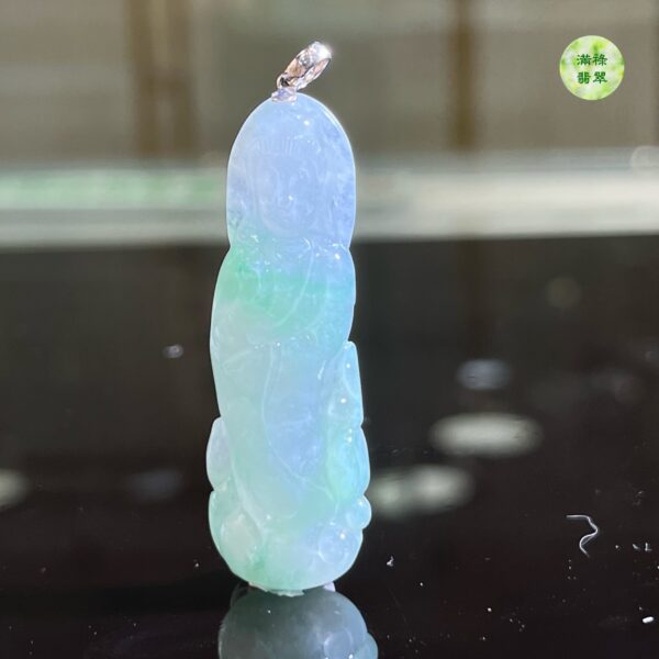 18k翡翠A貨玉器玉觀音菩薩翡翠吊墜 觀音面相和藹 造型優美 - Image 2