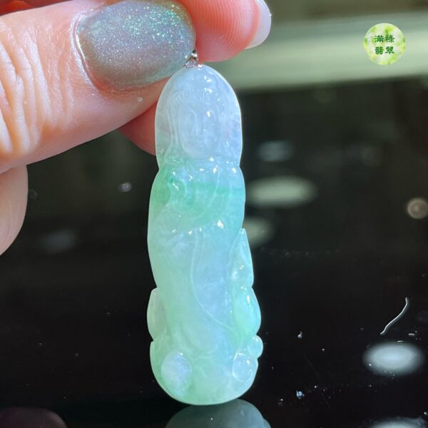 18k翡翠A貨玉器玉觀音菩薩翡翠吊墜 觀音面相和藹 造型優美 - Image 5