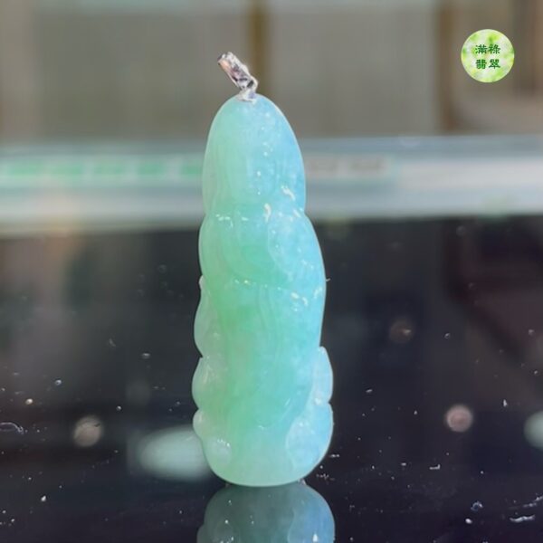 18k翡翠A貨玉器玉觀音菩薩翡翠吊墜觀音菩薩可謂家喻戶曉 民間有種說法 叫做“家家彌陀佛，戶戶觀世音” - Image 5