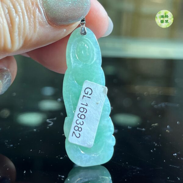 18k翡翠A貨玉器玉觀音菩薩翡翠吊墜觀音菩薩可謂家喻戶曉 民間有種說法 叫做“家家彌陀佛，戶戶觀世音” - Image 11
