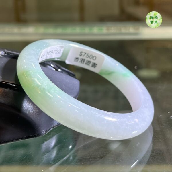 翡翠玉器A貨玉翡翠手鐲57.37mm/1.52寸 手鐲和東方女人一樣 外柔內剛 她堅貞 秀外慧中 - Image 7