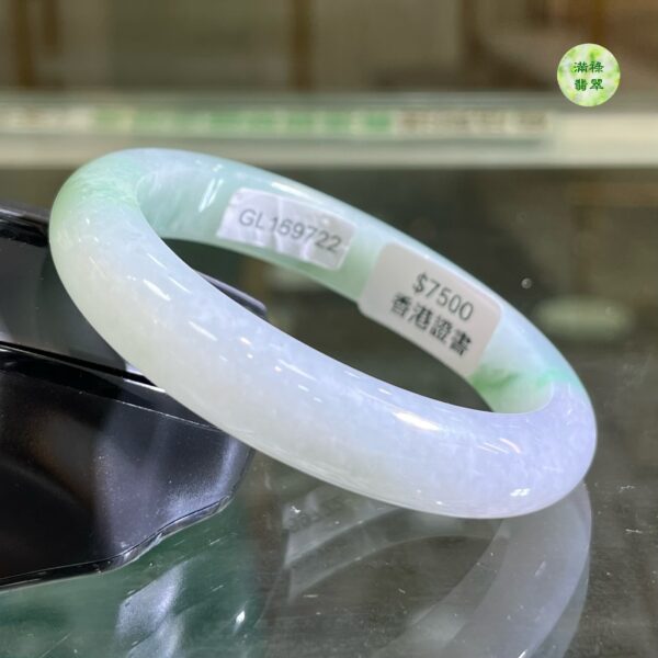 翡翠玉器A貨玉翡翠手鐲57.37mm/1.52寸 手鐲和東方女人一樣 外柔內剛 她堅貞 秀外慧中 - Image 8