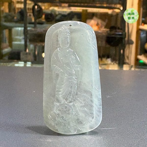 翡翠A貨玉器玉觀音菩薩翡翠吊墜 45.49  x 23.78 x 3.8mm