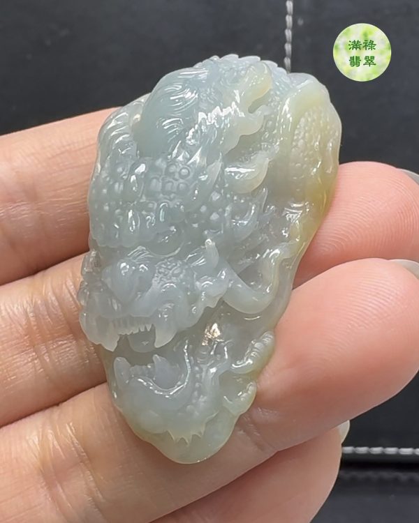 精雕細琢糯冰種翡翠A貨玉器龍牌——象徵力量與祥瑞的獨特佩飾 - Image 9