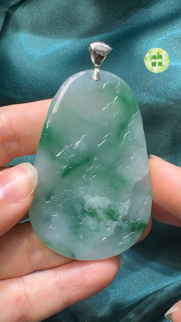 翡翠A貨玉器翡翠山水牌 62-41-6.6mm - Image 8