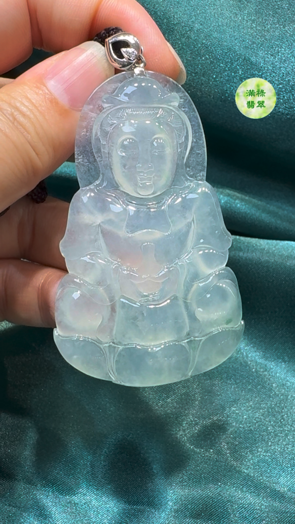 翡翠A貨玉器觀音菩薩翡翠吊墜 66 x 41 x 6.4mm - Image 2