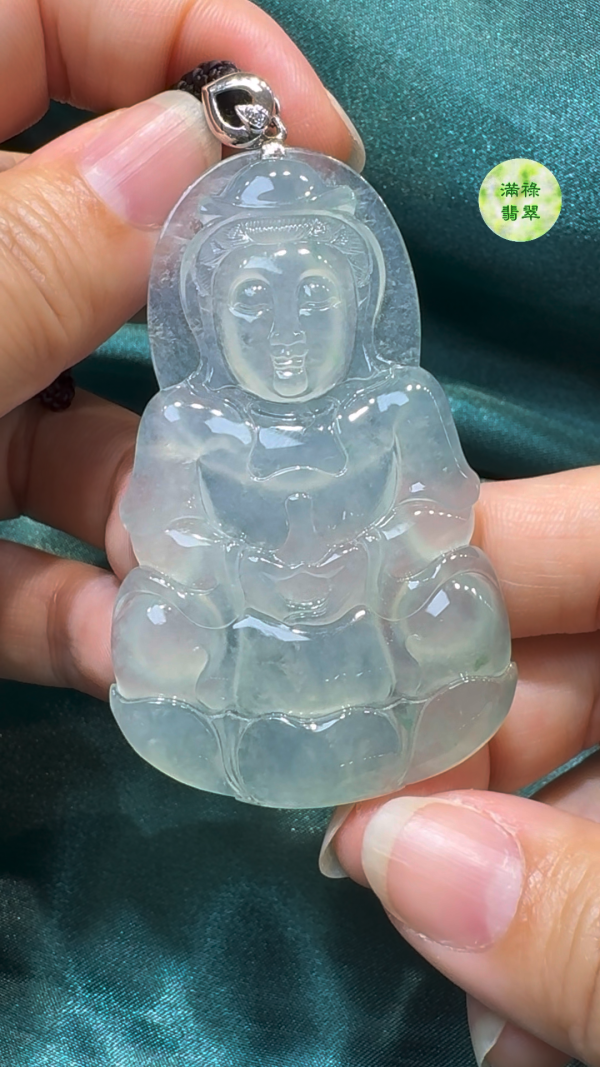 翡翠A貨玉器觀音菩薩翡翠吊墜 66 x 41 x 6.4mm - Image 4
