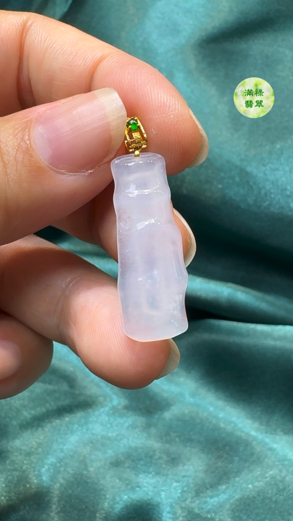 翡翠A貨玉器竹節翡翠吊墜  28 x 10 x 3.5mm - Image 2