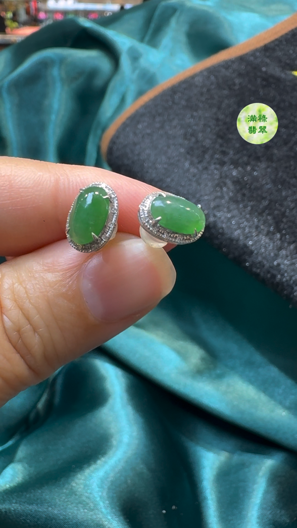 18K翡翠A貨玉器蛋面翡翠耳環主石8.3 x 5.1mm - Image 8