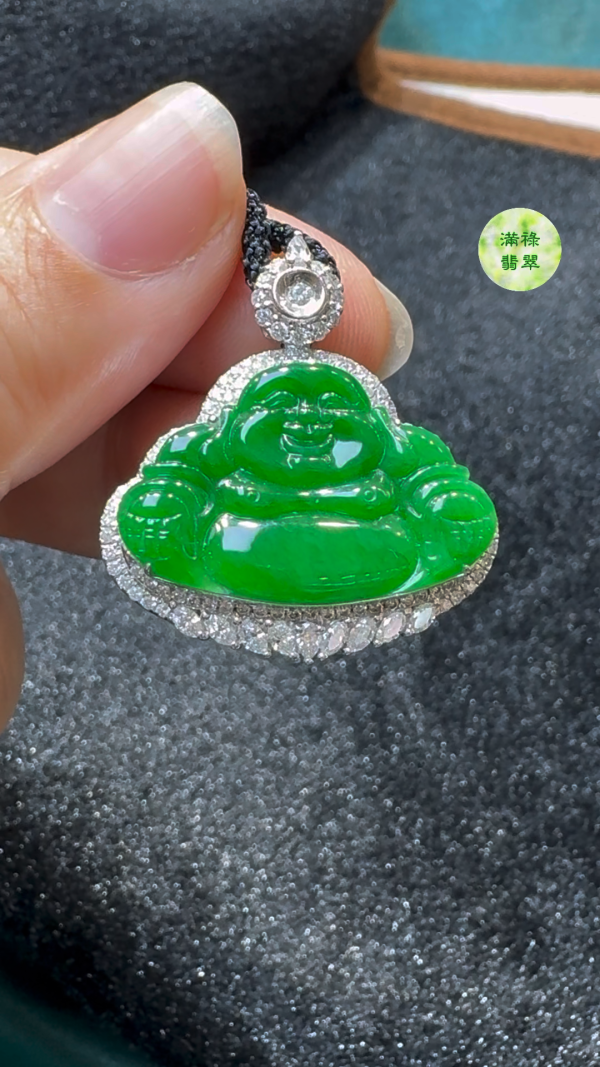 18K翡翠A貨玉器正陽綠翡翠彌勒佛公玉吊墜 約29 x 27 x 8.5 mm/主石24x16mm - Image 5