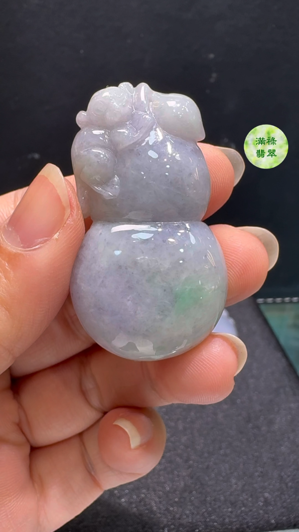 翡翠A貨玉器葫蘆翡翠玉吊墜 49 x 26 x 12mm