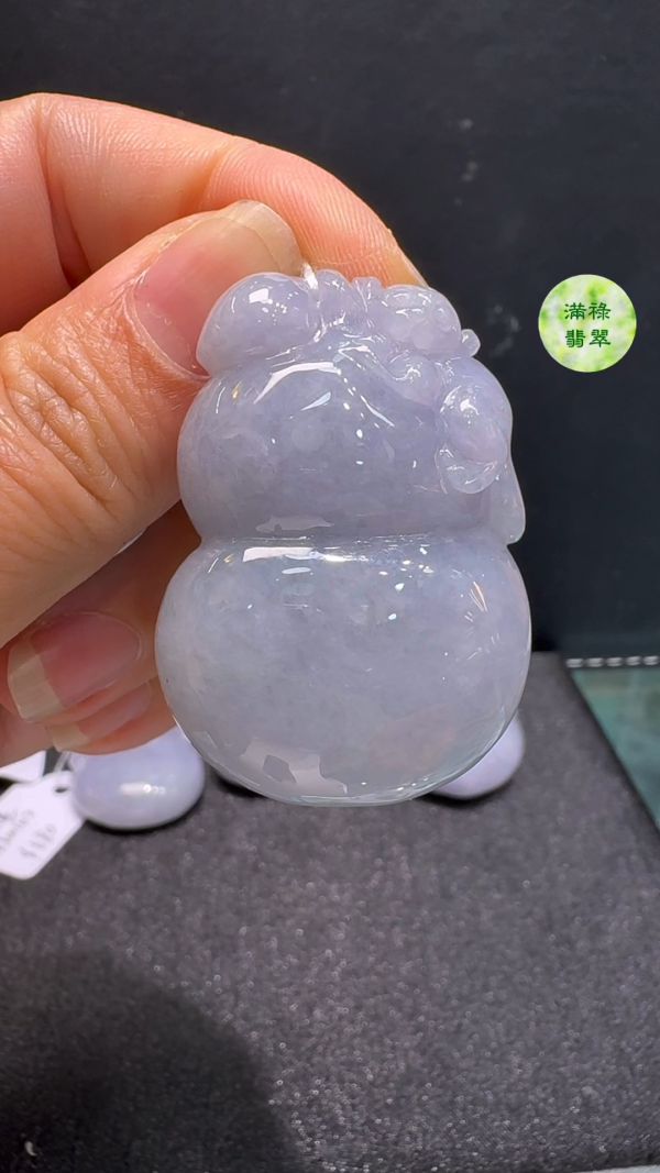 翡翠A貨玉器葫蘆翡翠玉吊墜42 x 30 x 15mm