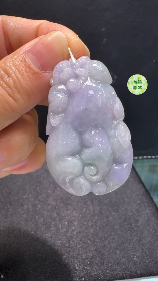 翡翠A貨玉器紫羅蘭佛手瓜翡翠吊墜 46 x 28 x 12mm