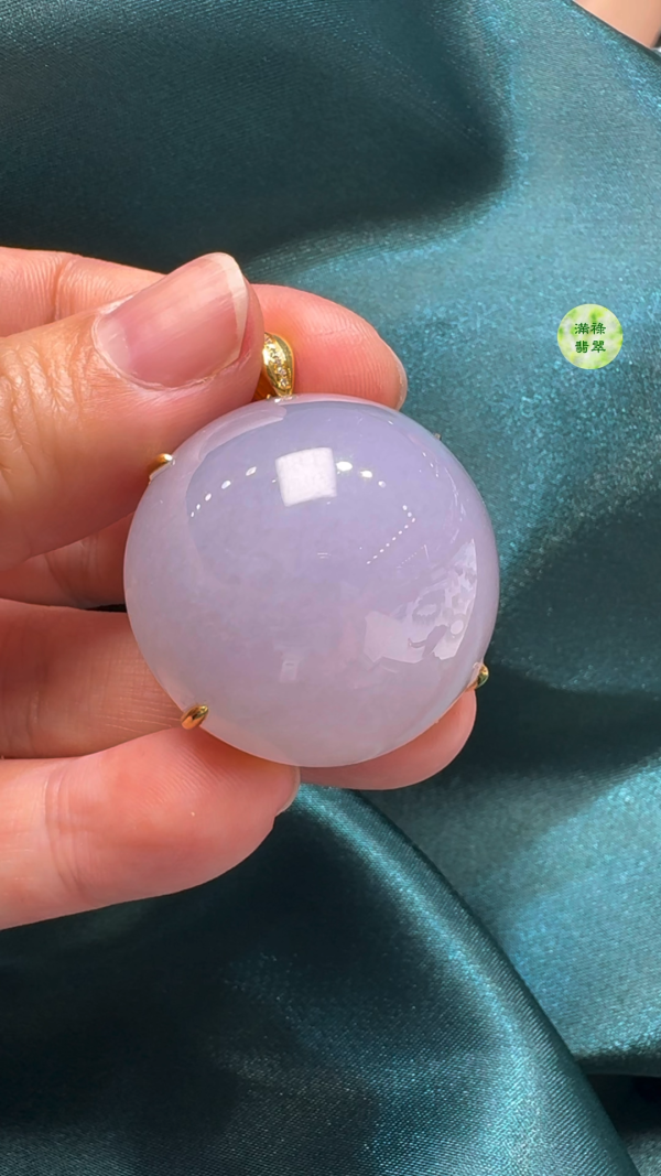 18K翡翠A貨玉器紫羅蘭蛋面翡翠吊墜 主石 直徑 31mm厚度21mm