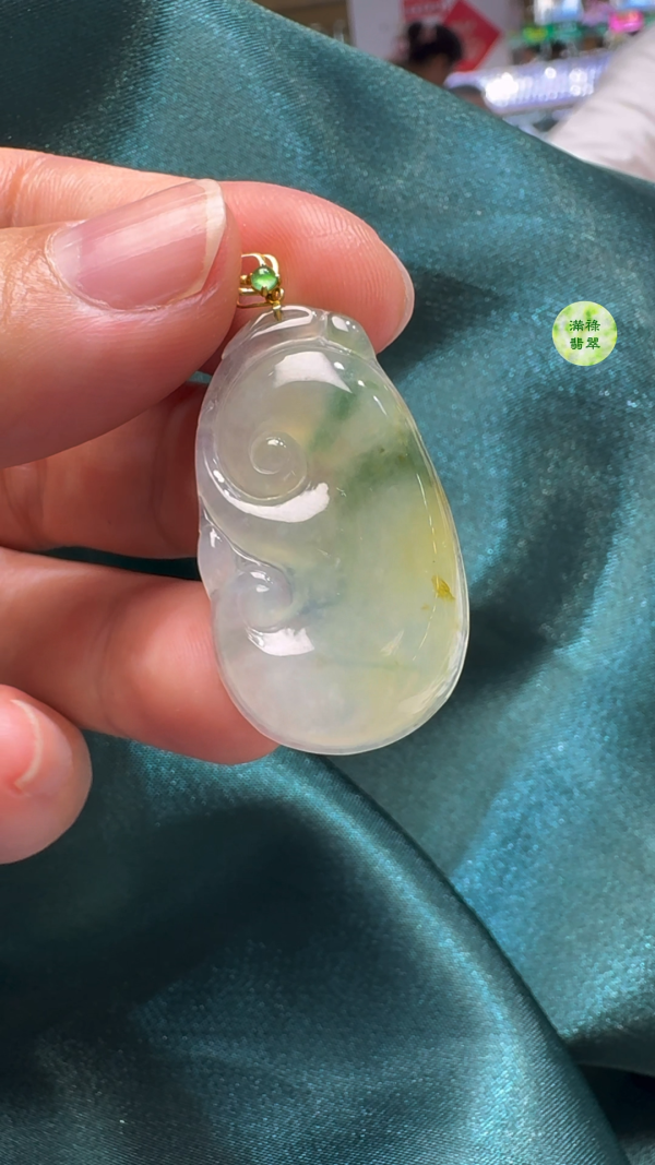 翡翠A貨玉器帶黃翡如意34 x 19 x 36mm - Image 4