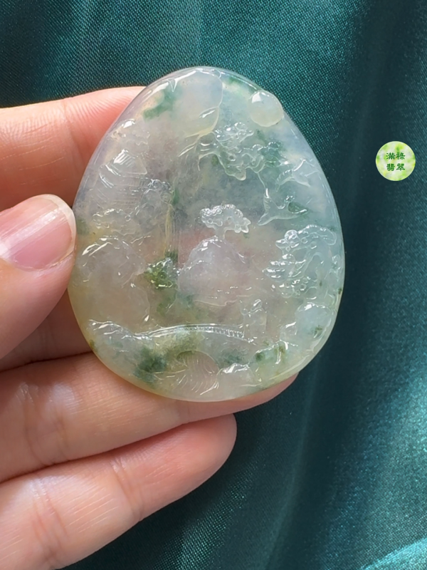 翡翠A貨玉器山水吊墜  51 x 43 x 5.9mm - Image 2