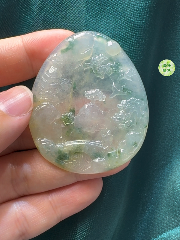 翡翠A貨玉器山水吊墜  51 x 43 x 5.9mm - Image 6