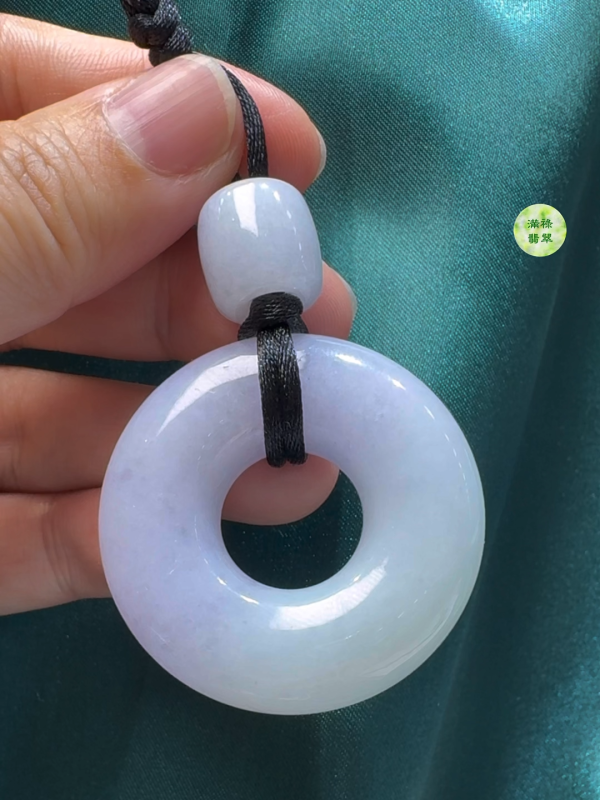 翡翠A貨玉器春彩平安環 直徑42mm厚度13mm