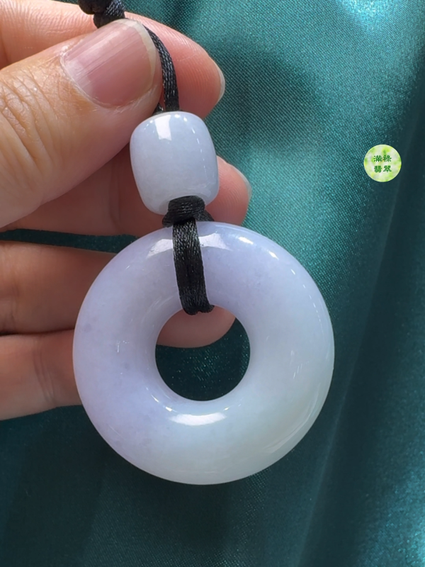 翡翠A貨玉器春彩平安環 直徑42mm厚度13mm - Image 2
