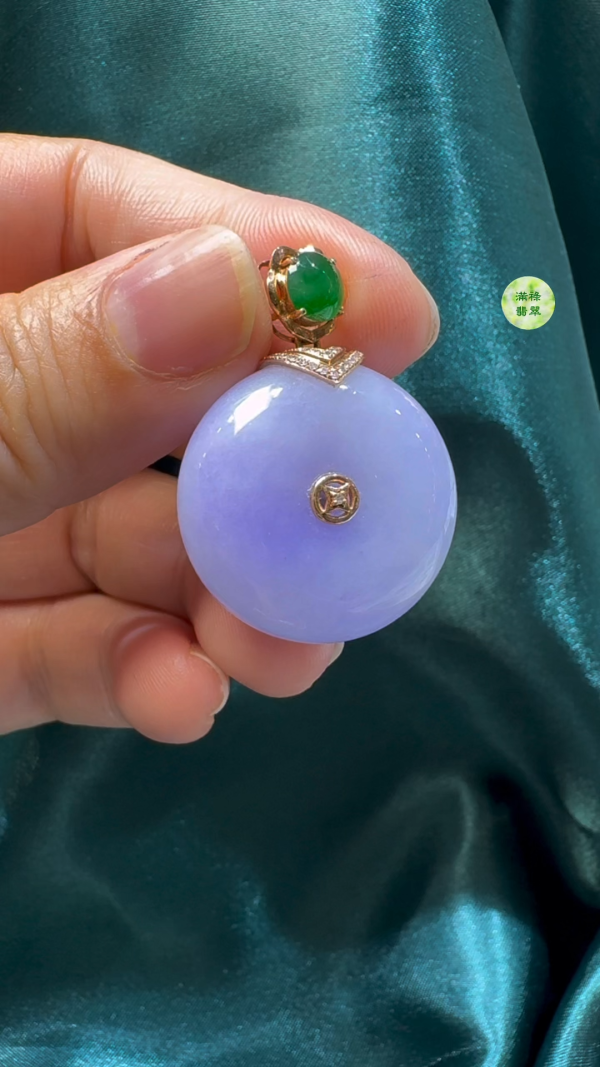 18K翡翠A貨玉器紫羅蘭平安扣翡翠吊墜 主石直徑25mm 厚度11mm - Image 2
