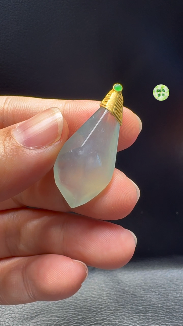 18K翡翠A貨玉器隨形翡翠吊墜  36-16-9.3mm - Image 3