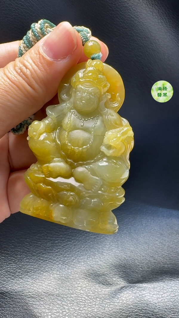 翡翠A貨玉器黃翡翠黃財神翡翠吊墜  63-40-12mm - Image 4