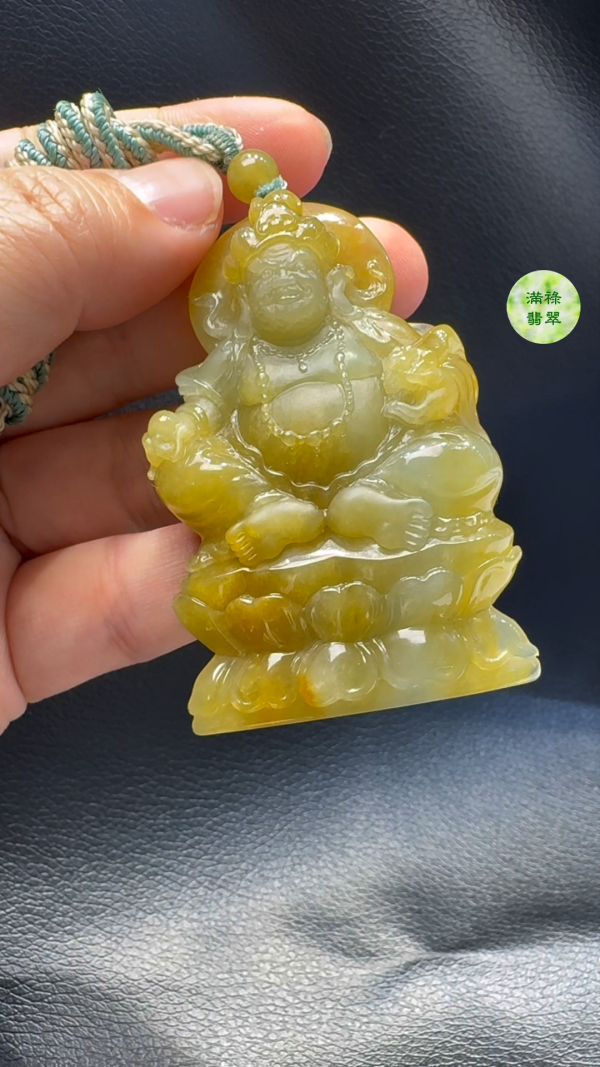 翡翠A貨玉器黃翡翠黃財神翡翠吊墜  63-40-12mm - Image 6